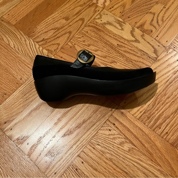 EUC Robert Clergerie sz 7 Black Point Toe Mary Jane Shoes - Picture 6 of 6